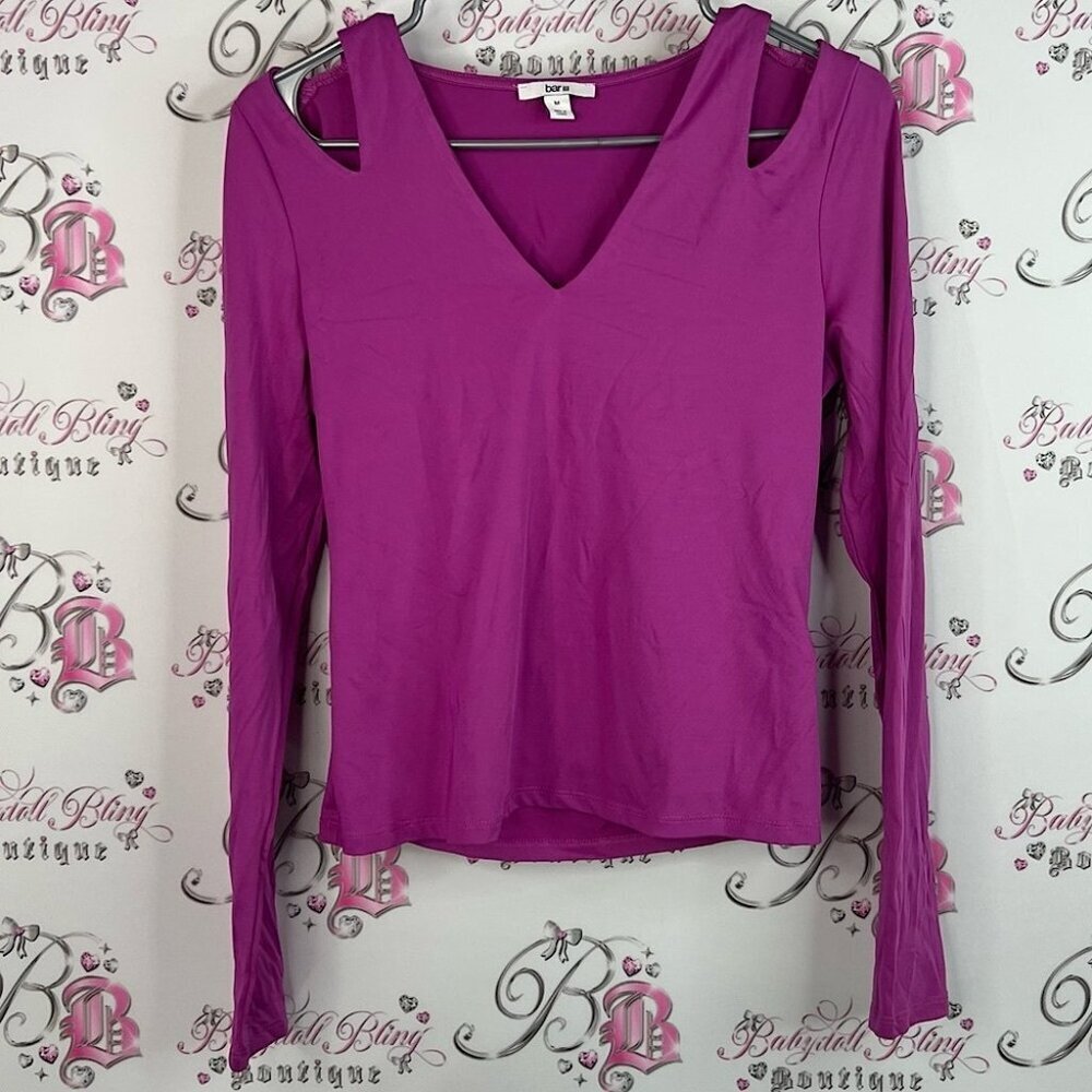 Bar III top cut out shoulders detail stretchy bright Magenta V-Neck Blouse